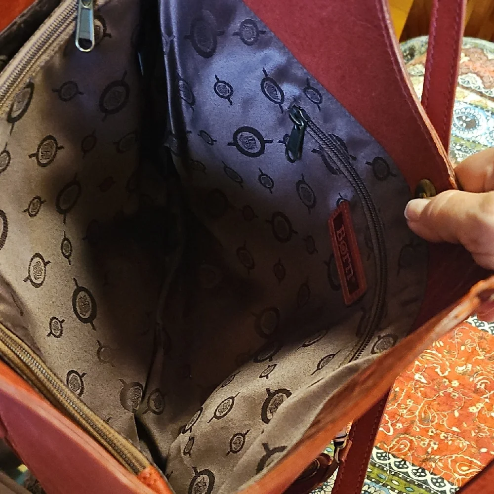 Red Genuine Leather Born Tote Bag - Picture 5 of 11